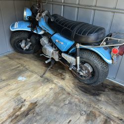Suzuki  RV90. Fat Tire
