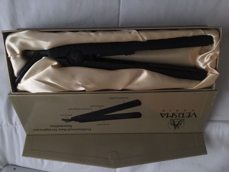 VE'RSHA Paris Hair Straightener