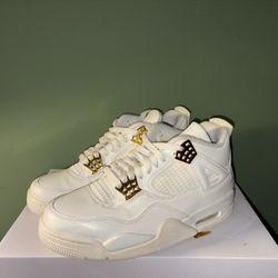 Women’s Air Jordan 4 Retro