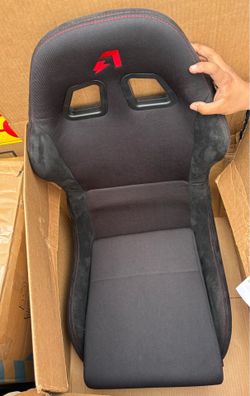 Modular racing seat