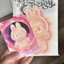 Big Into Energy Labubu V3 Loyalty Pop Mart 