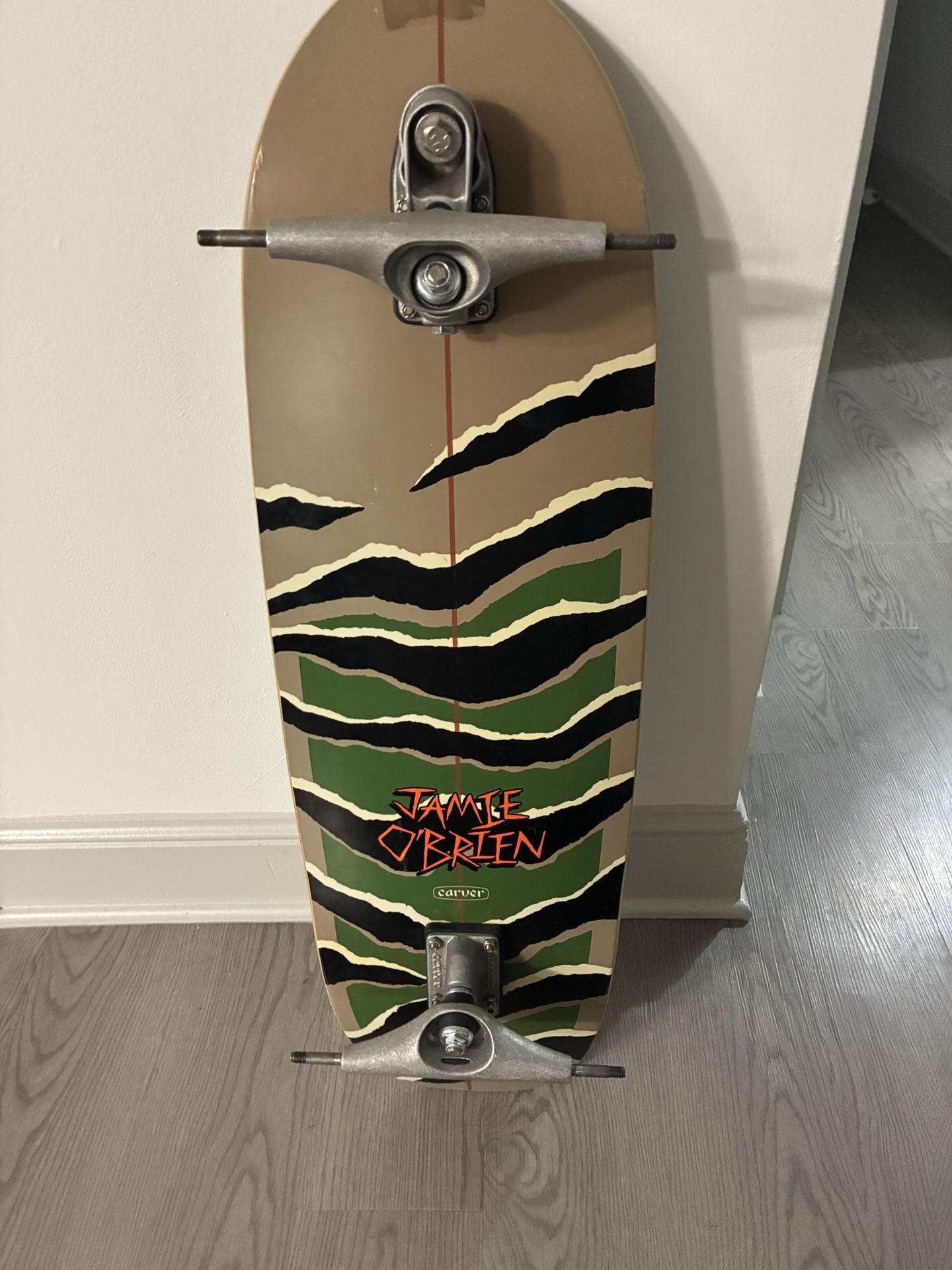 Carver Skateboard With Specialty Trucks