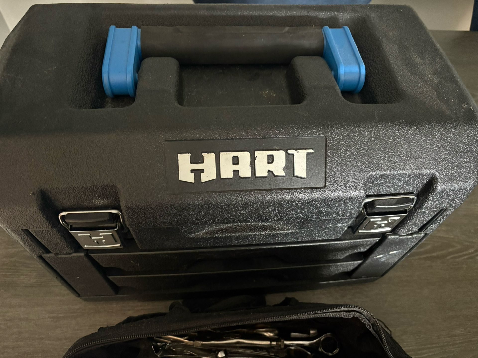 HART Mechanics Tool Set / Juego de herramientas en su caja