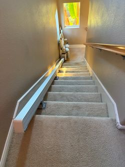 Handicare 1100 Chair + Railing