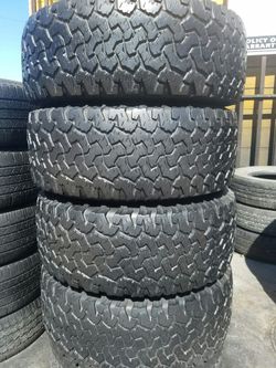 33-12-50-15 bfgoodrich All Terrain