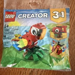 Lego Creator- 3 N 1 - Tropical Parrot 2022. NEW ! 