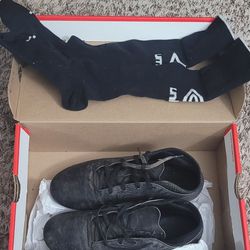 Puma Soccer Cleats and Socks (Boys Size 5) - Free Pickup