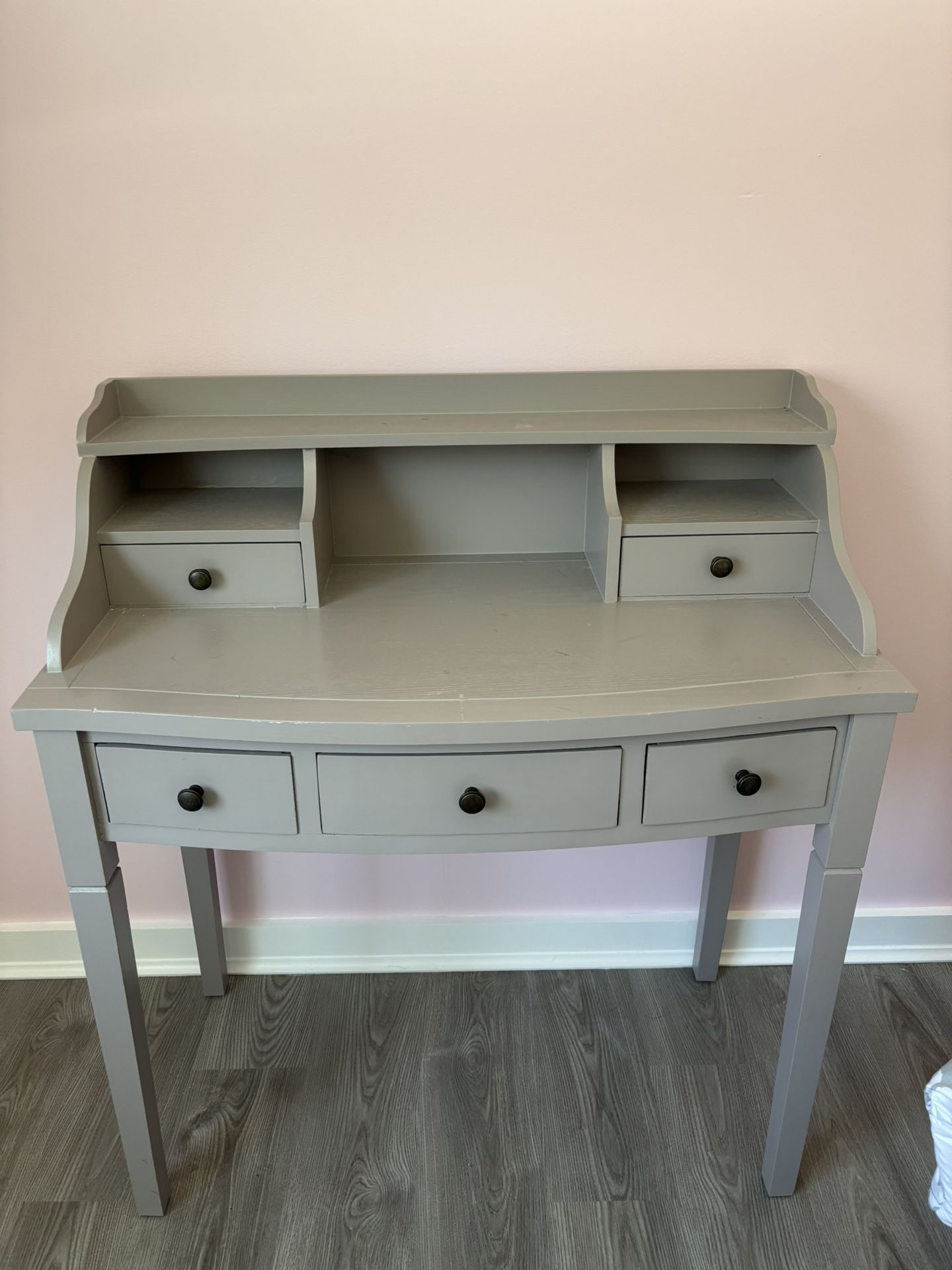 Desk!