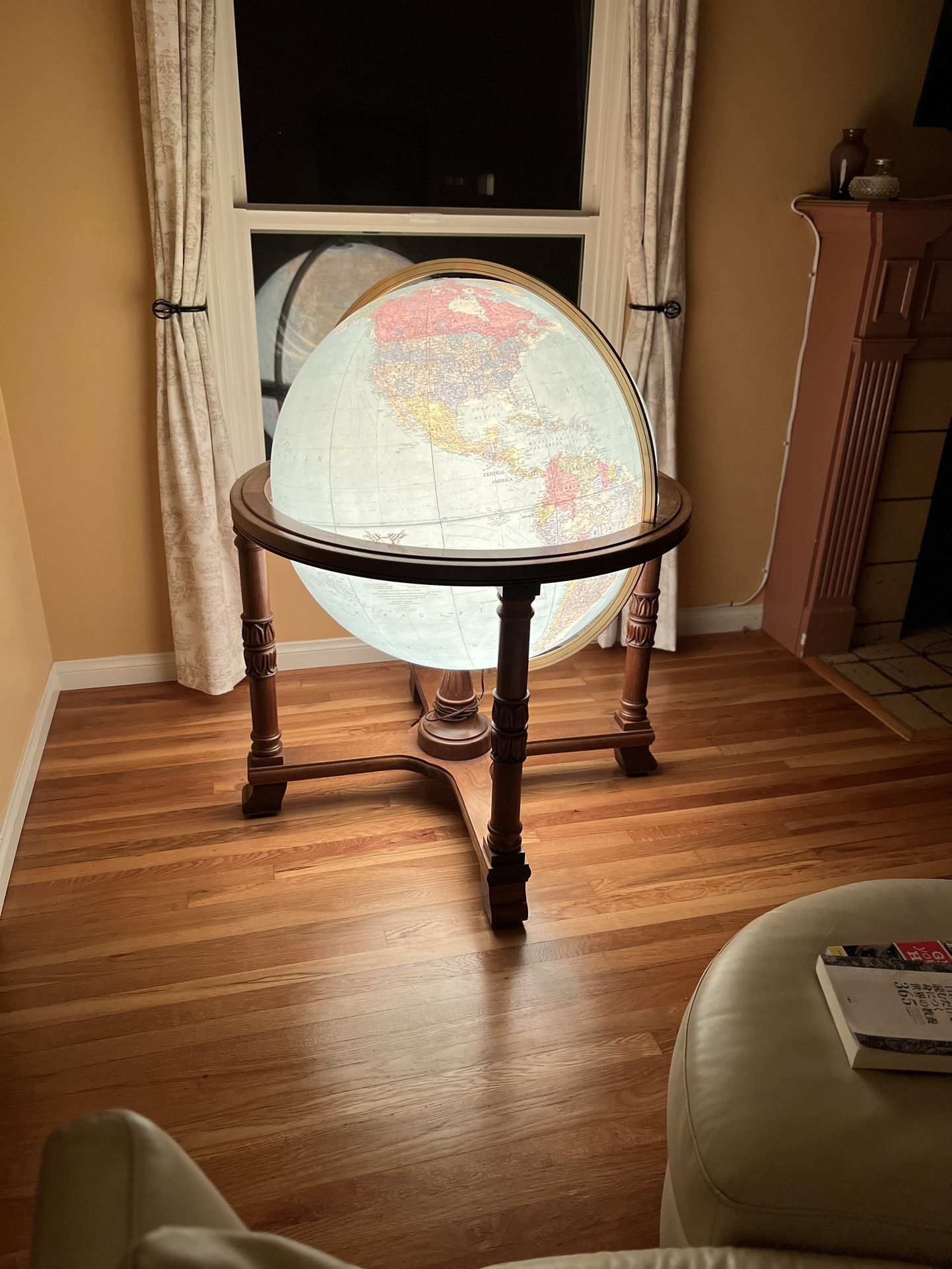 Replogle Old Globes Illuminated Diplomat Globe, Blue Ocean, 32-Inch Diameter