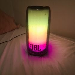 JBL Pulse Bluetooth Speaker – 360° Light Show – 