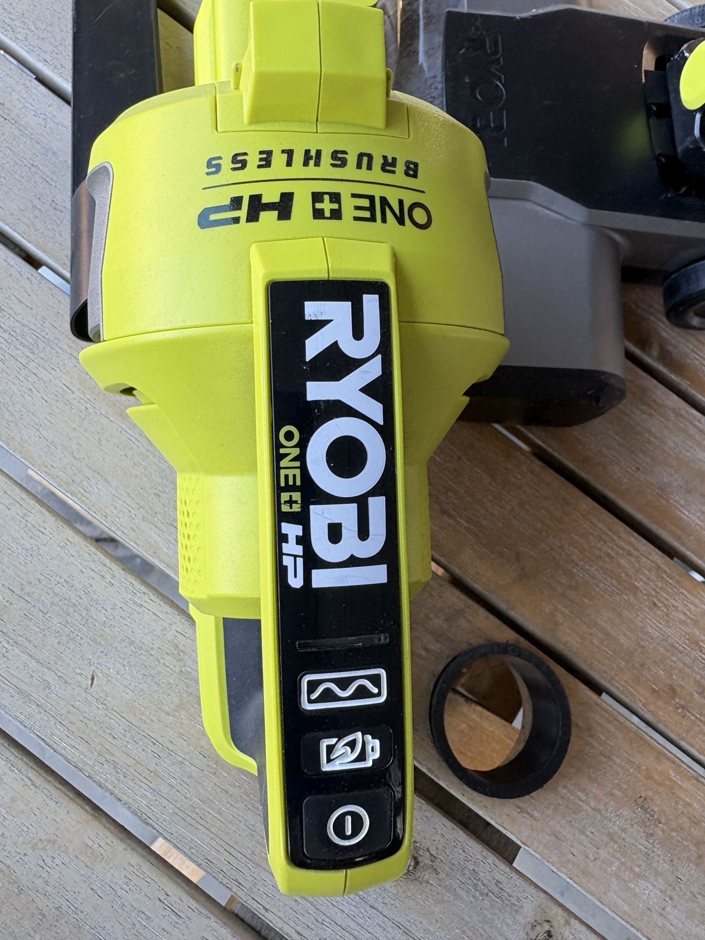18V Ryobi Brushlesss vacuum cleaner
