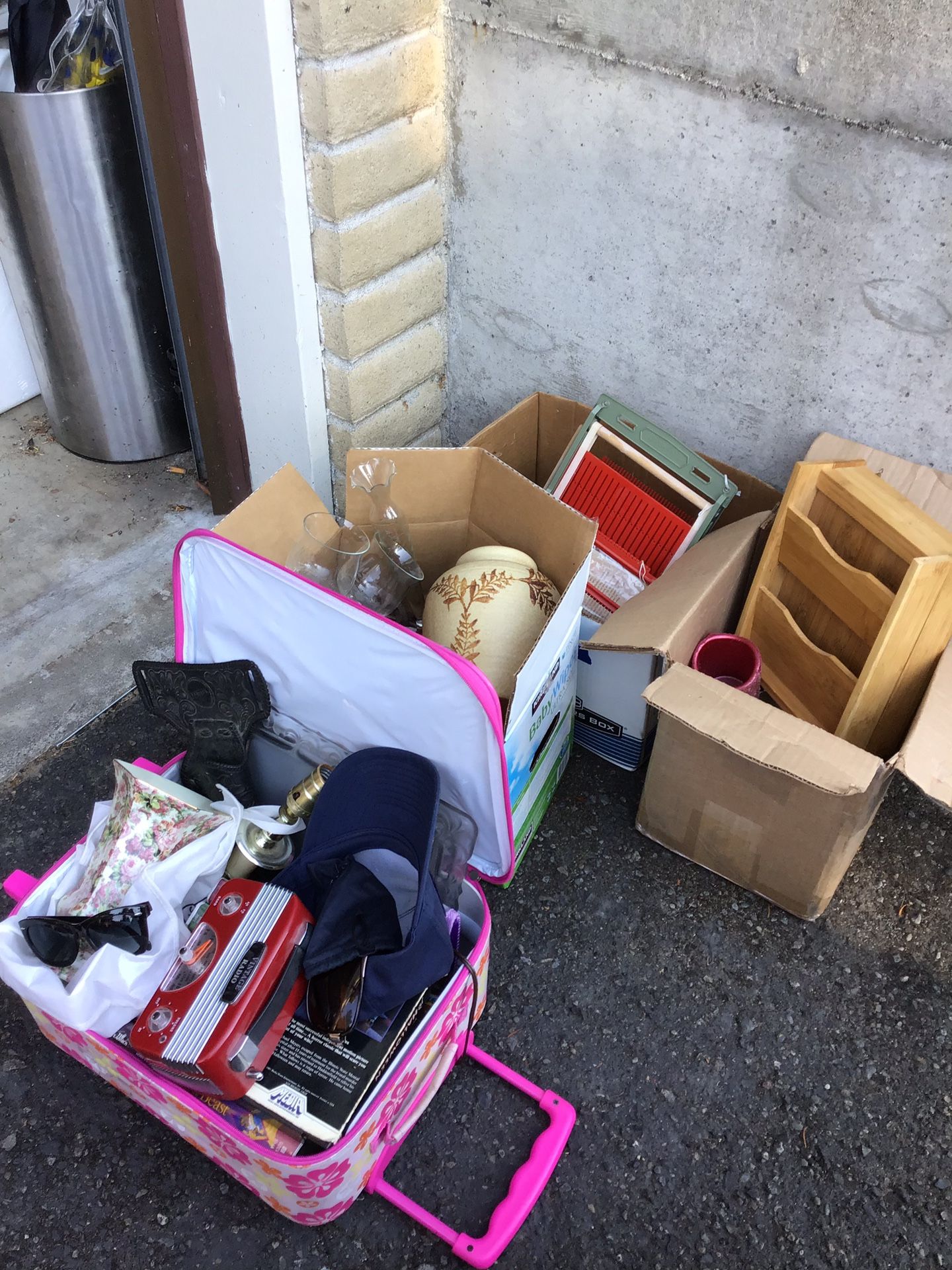 Free Stuff Must take all