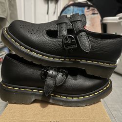 Mary Jane Doc Martens 8065 - Black / Size 6 Woman