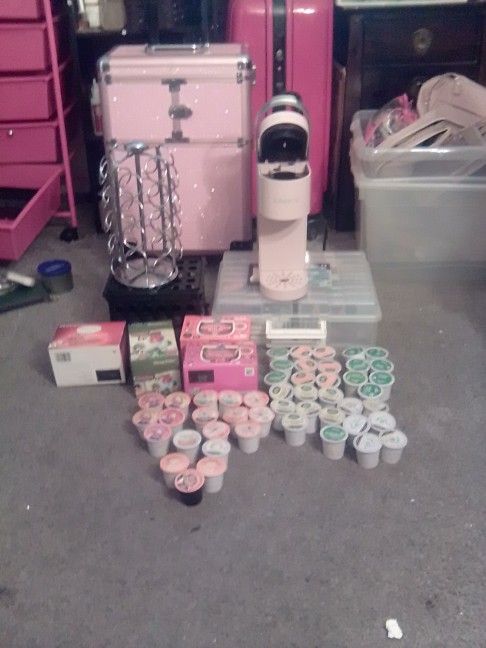 Pink Keurig Mini With Rack And 80 Kups