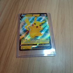 2022 Basic Pikachu V