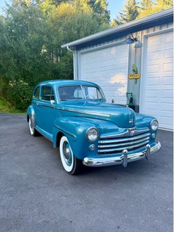 1948 Ford Sedan Deluxe