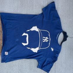 New York Yankees Graphic T Shirt Size Large