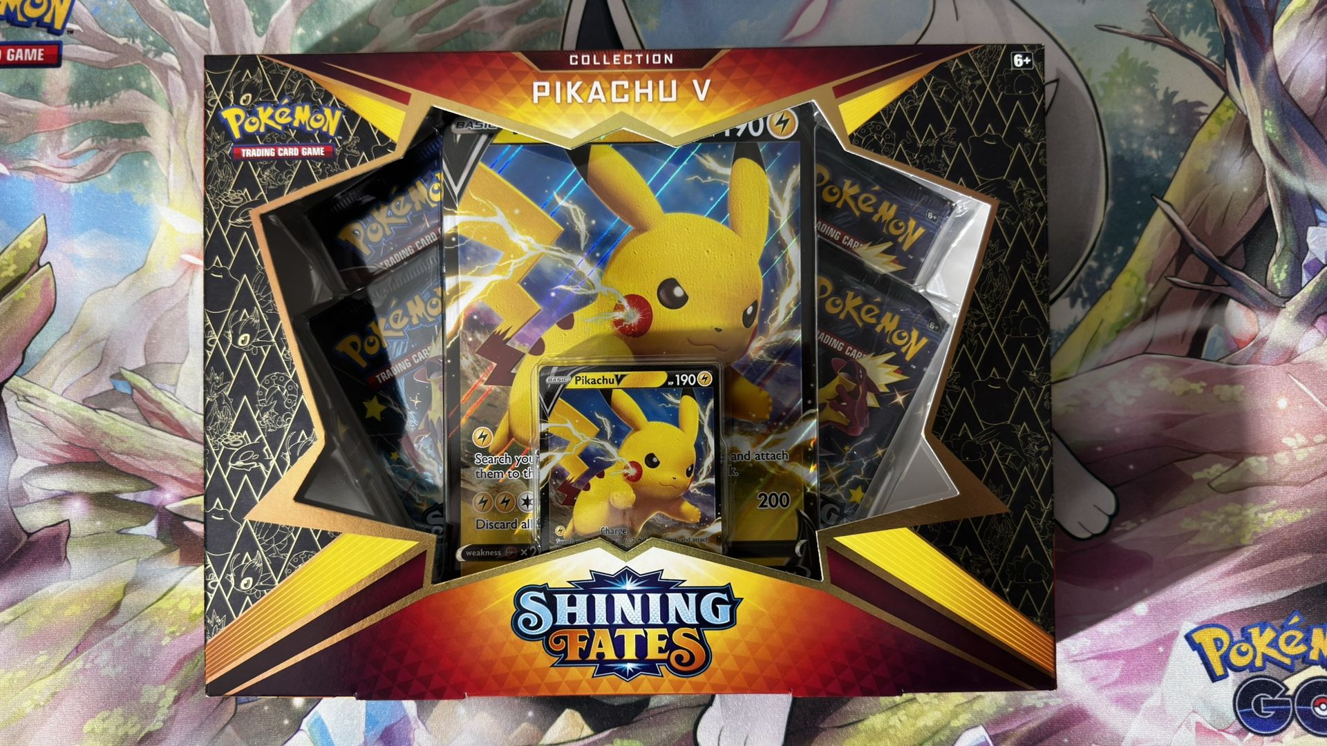Pokémon Pikachu V Shinning Fates Box