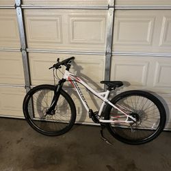 Specialized Myka Elite