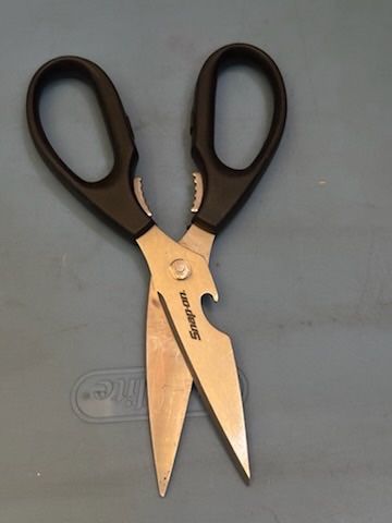 Snap-On Tools Heavy Duty shears scissors black bottle opener nut cracker