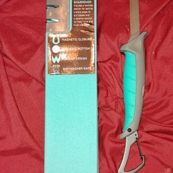 NEW Toadfish Stowaway Collapsible Cutting Board and Folding Filet Knife 