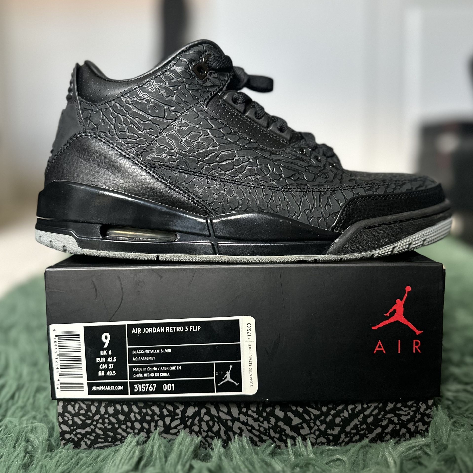 Size 9 Air Jordan 3 Retro Black Flip