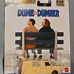 2025 Hot Wheels Premium Pop Culture Dumb and Dumber Mutt Cutts Van