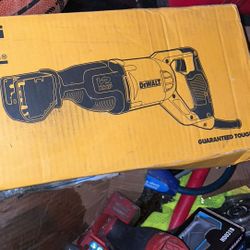 Dewalt Saw
