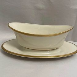 Lenox Eternal Gravy Boat with Attached Underplate USA Gold Trim