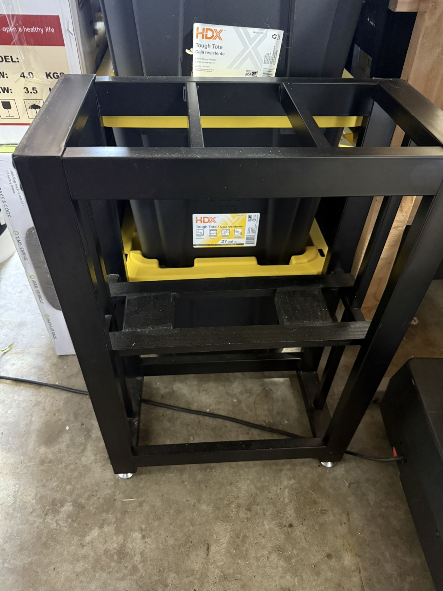 10 Gallon Tank (glass lid) w/stand and nice LED light.
