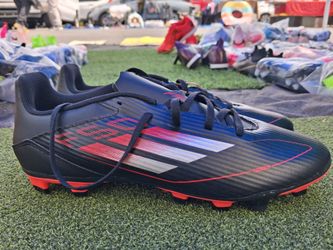Adidas us size 10.5 soccer cleats
