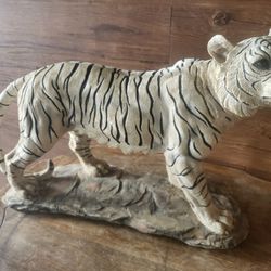 Vintage Lifelike Resin Tiger Statue