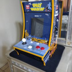 Space Invaders Arcade Counter Cade 
