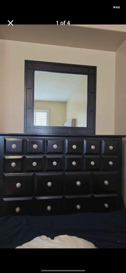 Black dresser tocador negro
