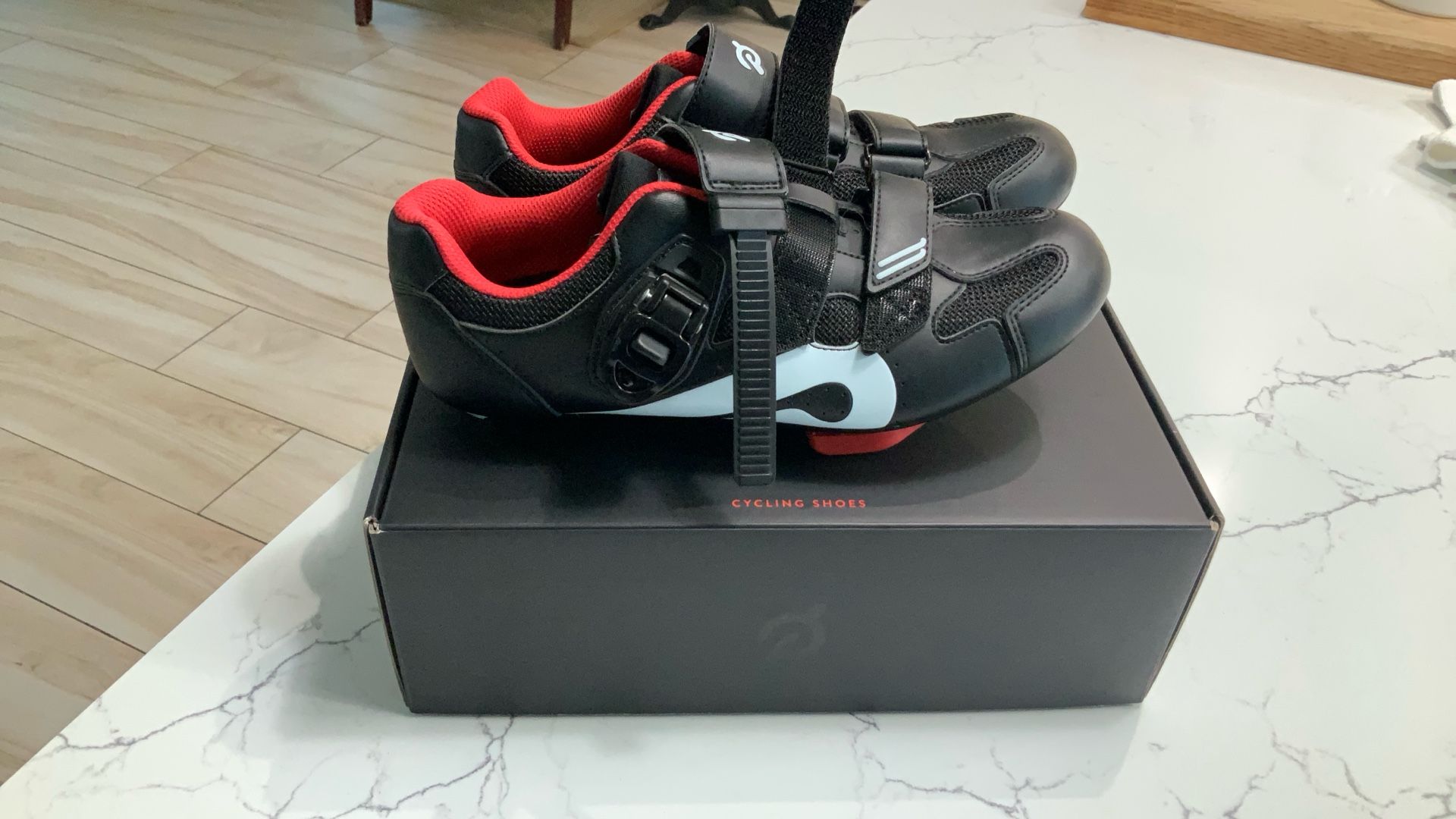 Peloton shoes W/ Cleats. Women’s Size 39. Like New