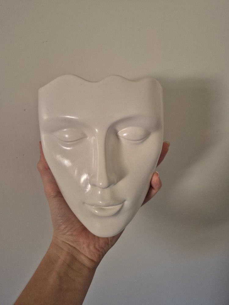 Hanging Wall Plant Pot