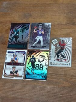 NFL Football Trading Cards Lot of 5