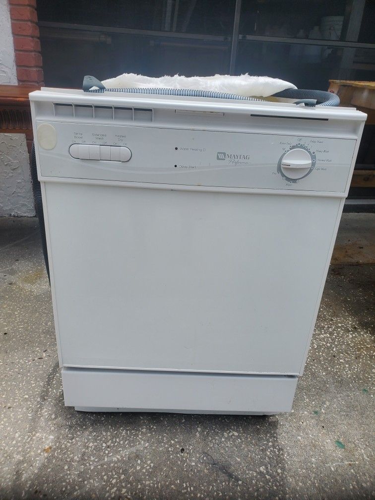 Dishwasher Maytag