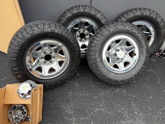 “Nitto Ridge Grappler LT265/70R17 + Chevy 17” Wheels Set of 4”
