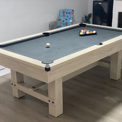 American Legend Bayville Billiard Table / Pool Table