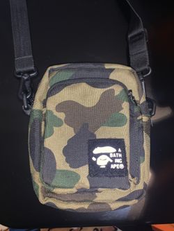 A Bathing Ape (Side Bag)