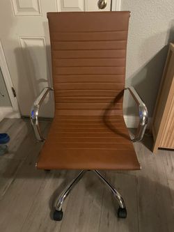 New modern office chair