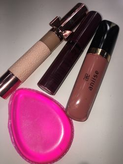 Make up bundle