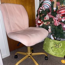 Pink Desk Chair