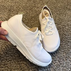 Oofos 11.5 OOmg Sport Lace 