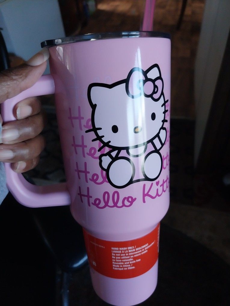 Hello Kitty Cups