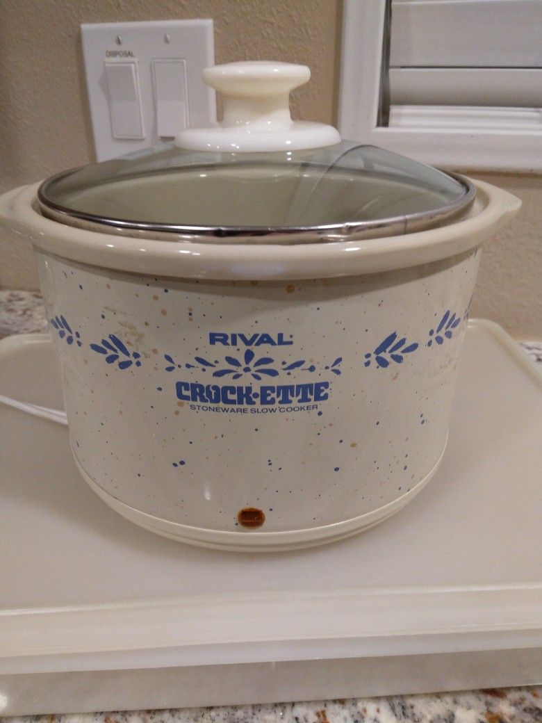 CUTE LITTLE CROCK-ETTE