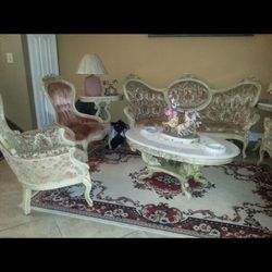 Victorian Antique Living Room Set
