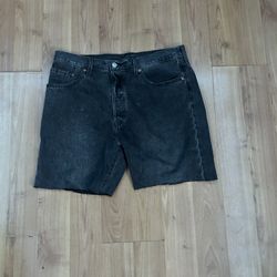 Dark grey 501 mens levi jorts