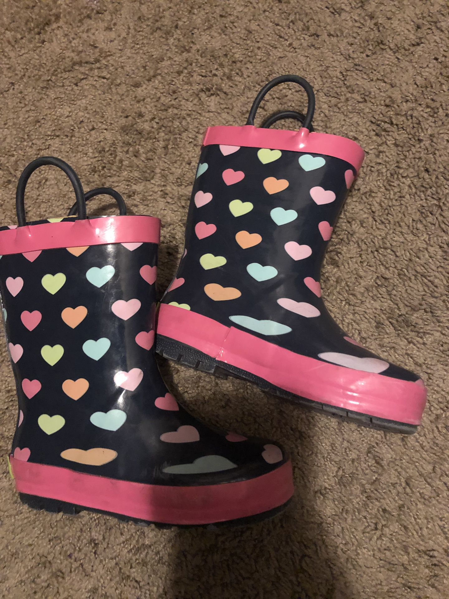 Toddler rain boots 9/10